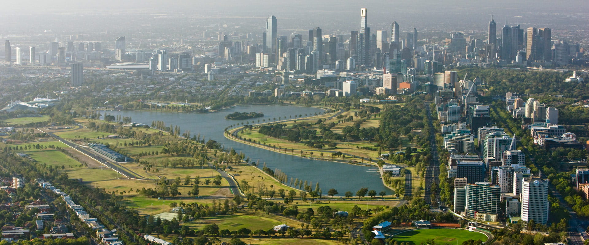 Albert Park Melbourne: Complete Guide to Activities & Attractions