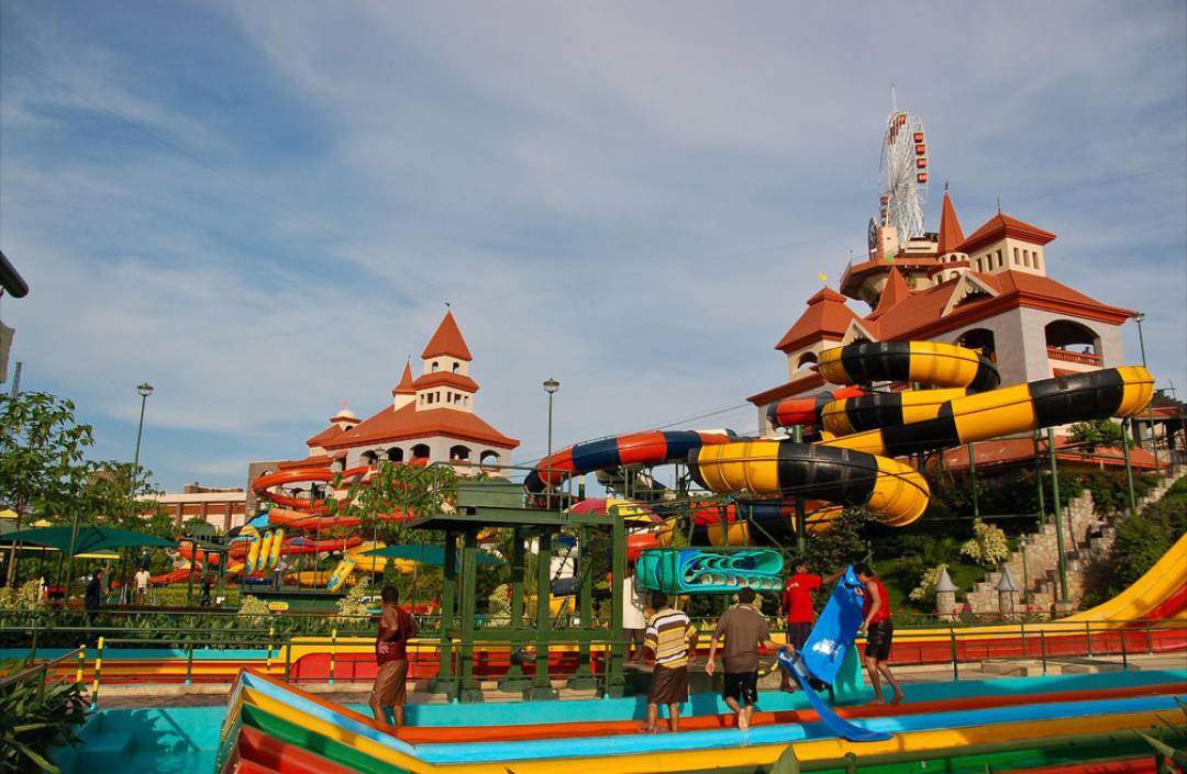 Top Amusement Parks in Bangalore: Fun & Water Rides