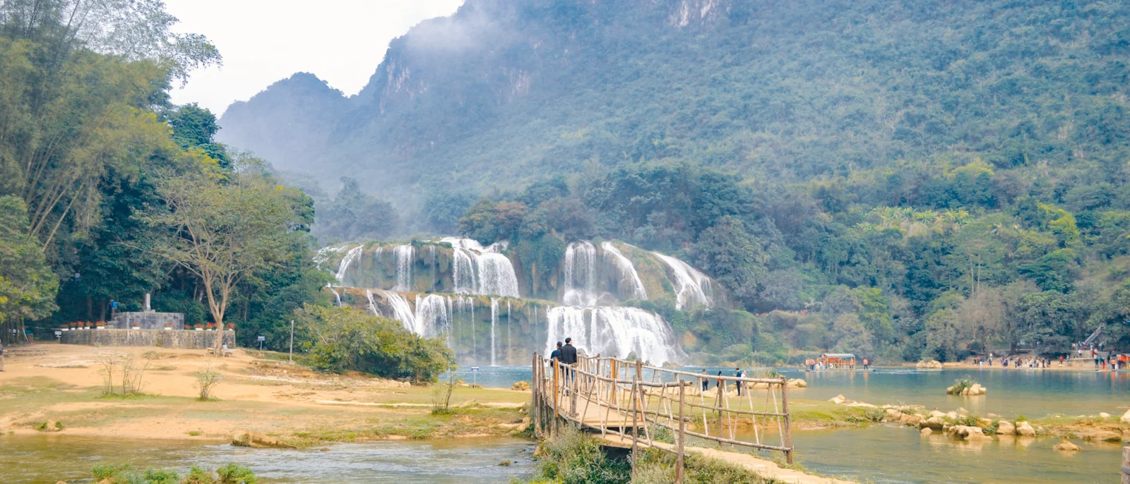 Ban Gioc Waterfall Vietnam: Border Views, Route & Best Time