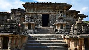 Belur Halebidu Temples: Hoysala Architecture, Route & Timings