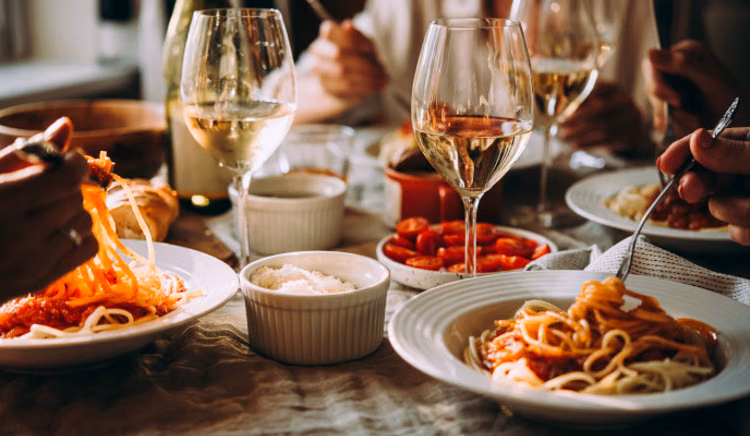 Best Places to Eat in Gurgaon: Zones, Timing and Tips