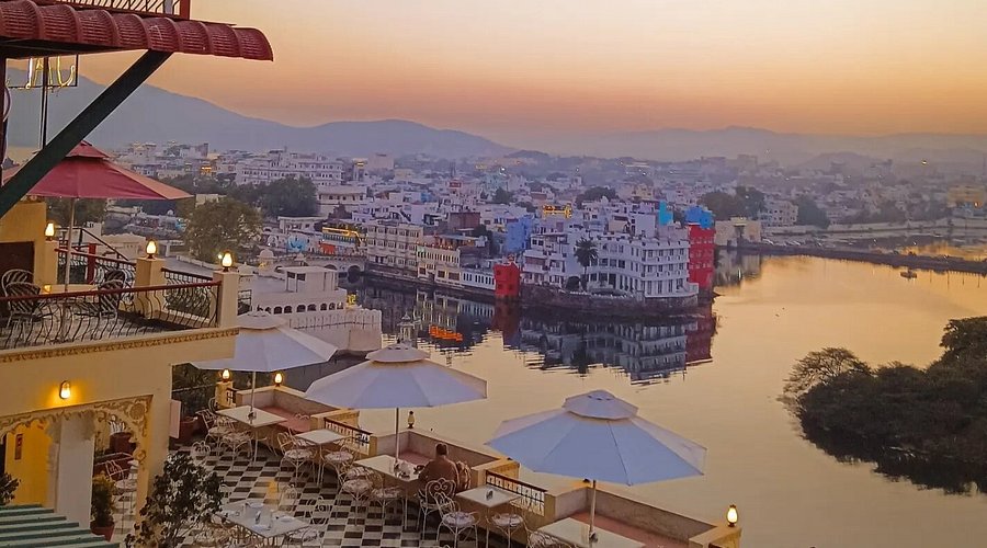 Best Restaurants in Udaipur: Lake-View Dining, Rooftops & Cafes