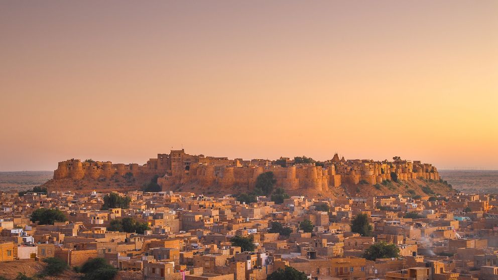 Best Time to Visit Jaisalmer: Desert Weather & Festival Months