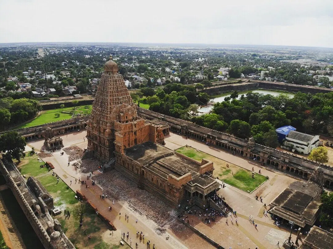 Brihadeeswarar Temple Thanjavur: History, Timings & Architecture