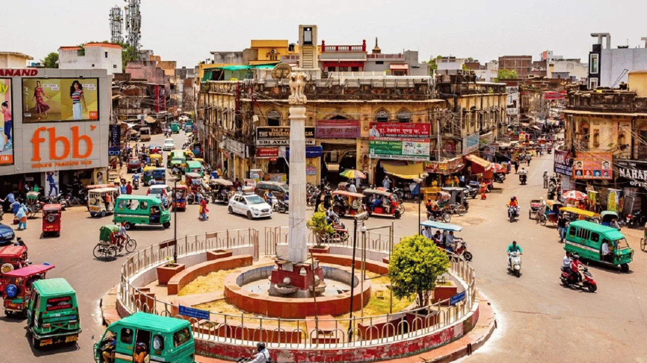Chandni Chowk Delhi: Street Food Trail, Markets & Metro Access