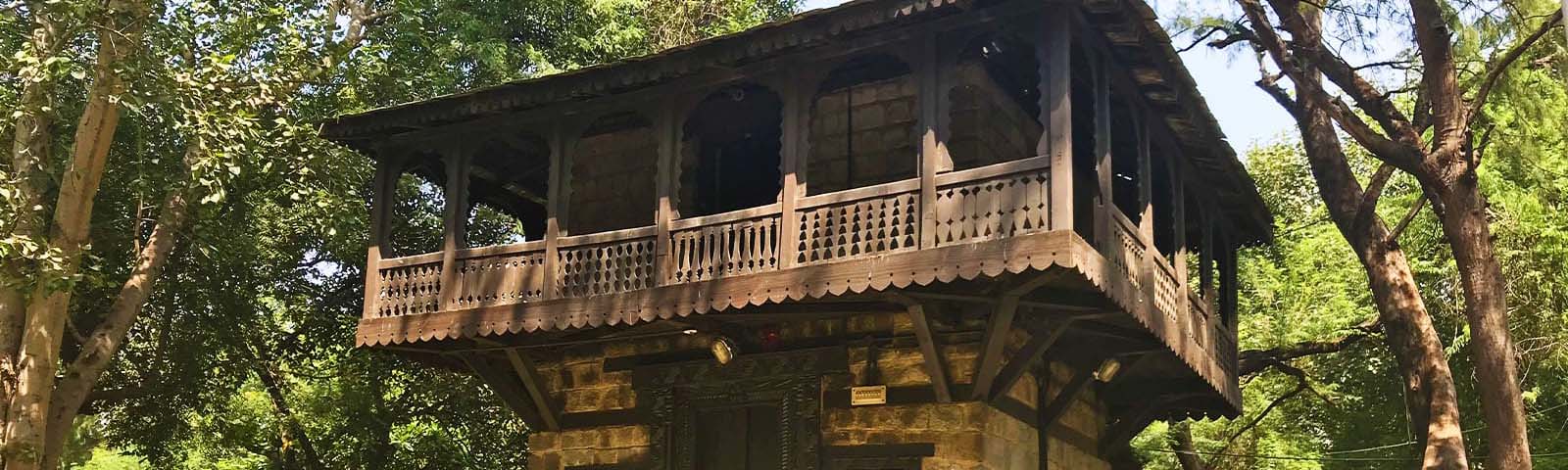Crafts Museum Delhi: Entry, Timings & Cultural Exhibits