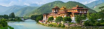 Culture of Bhutan Guide: Traditions, Festivals, Etiquette, and Travel Context