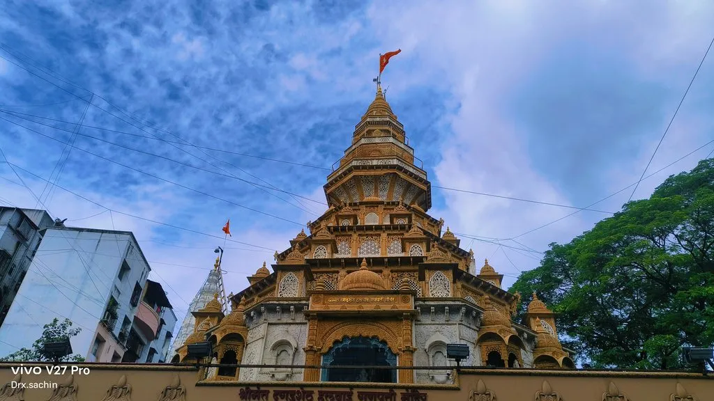 Dagadusheth Halwai Ganpati Temple Pune: Darshan Timings & Festival Details