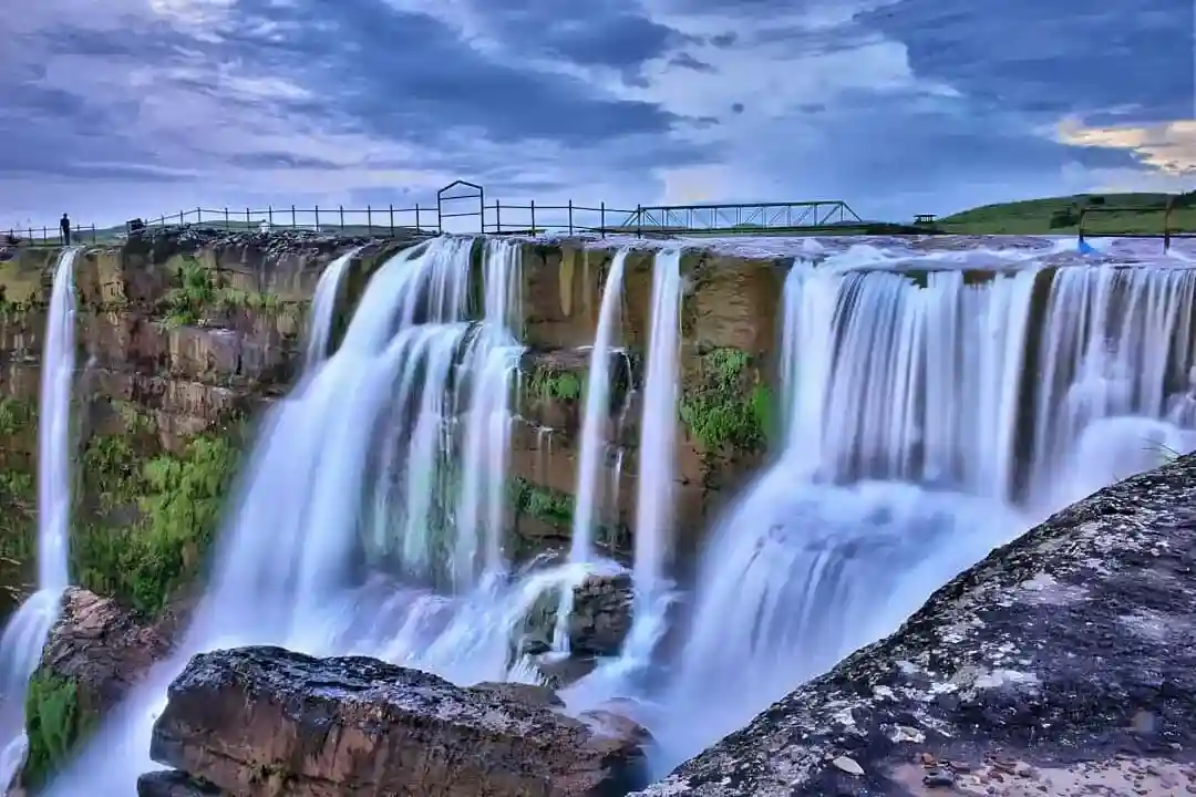 Dainthlen Falls Cherrapunji: Local Legend, Viewpoints & Access Route