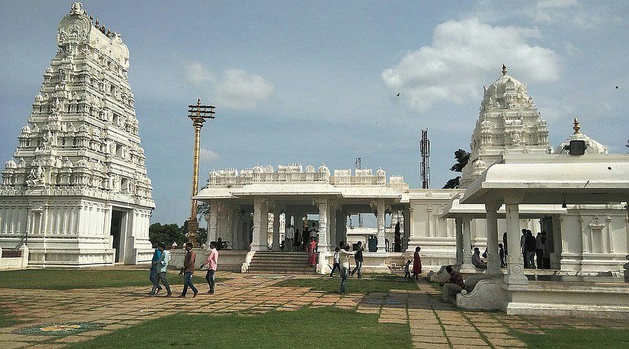 Famous Temples Near Hyderabad: Top 20 Pilgrimage Sites