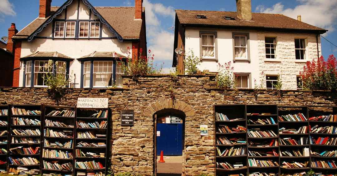 First Book Village Kerala (Perumkulam): Libraries, Murals & Visit Plan