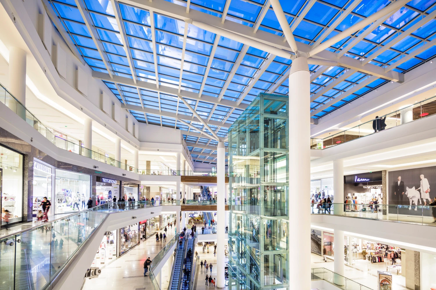 Ganjlik Mall Baku: Popular Brands, Dining & Family Activities