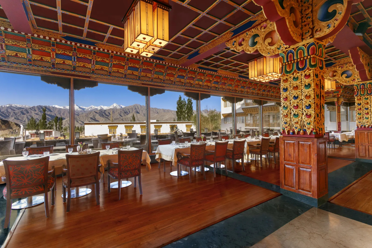 Gesmo Restaurant Leh: Menu, Timings, Prices & Tips