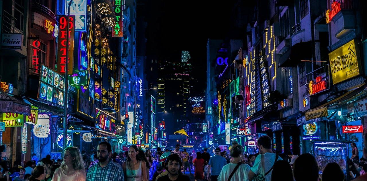 Vietnam Nightlife Guide: Bars, Clubs, Cities & Safety