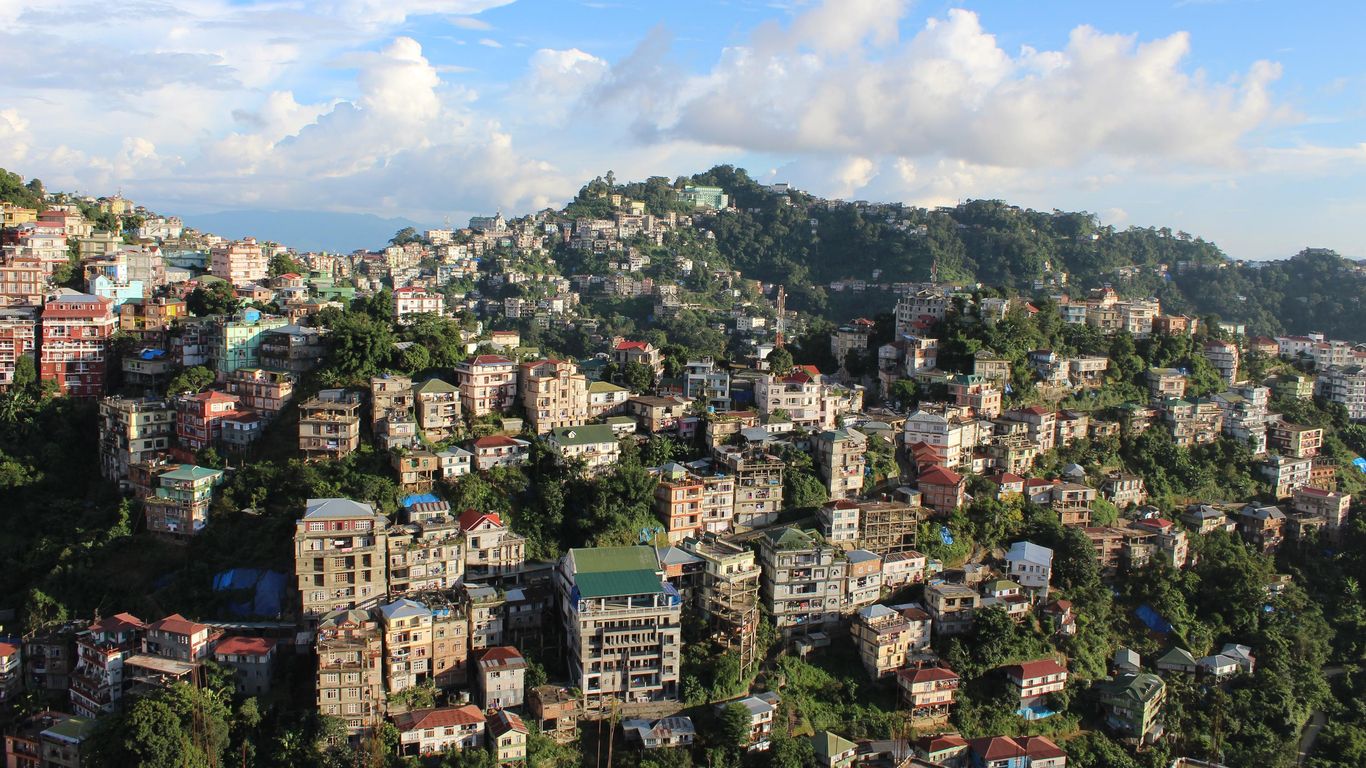 Best Hotels in Aizawl: Area-Wise Stays, Prices & Booking Tips