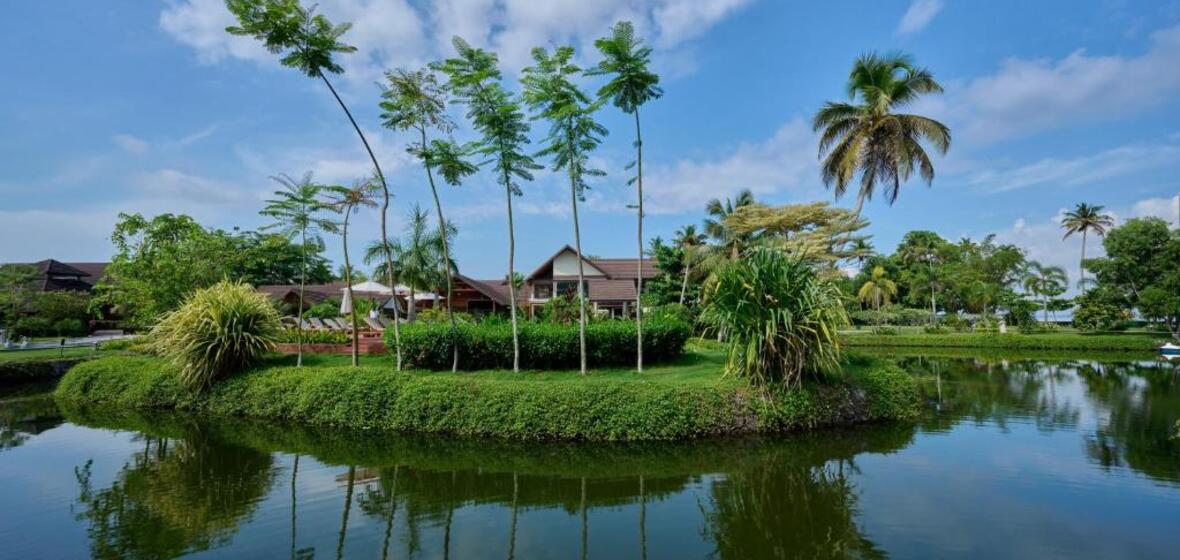 Hotels Kerala Guide: Regions, Budget, and Booking Tips