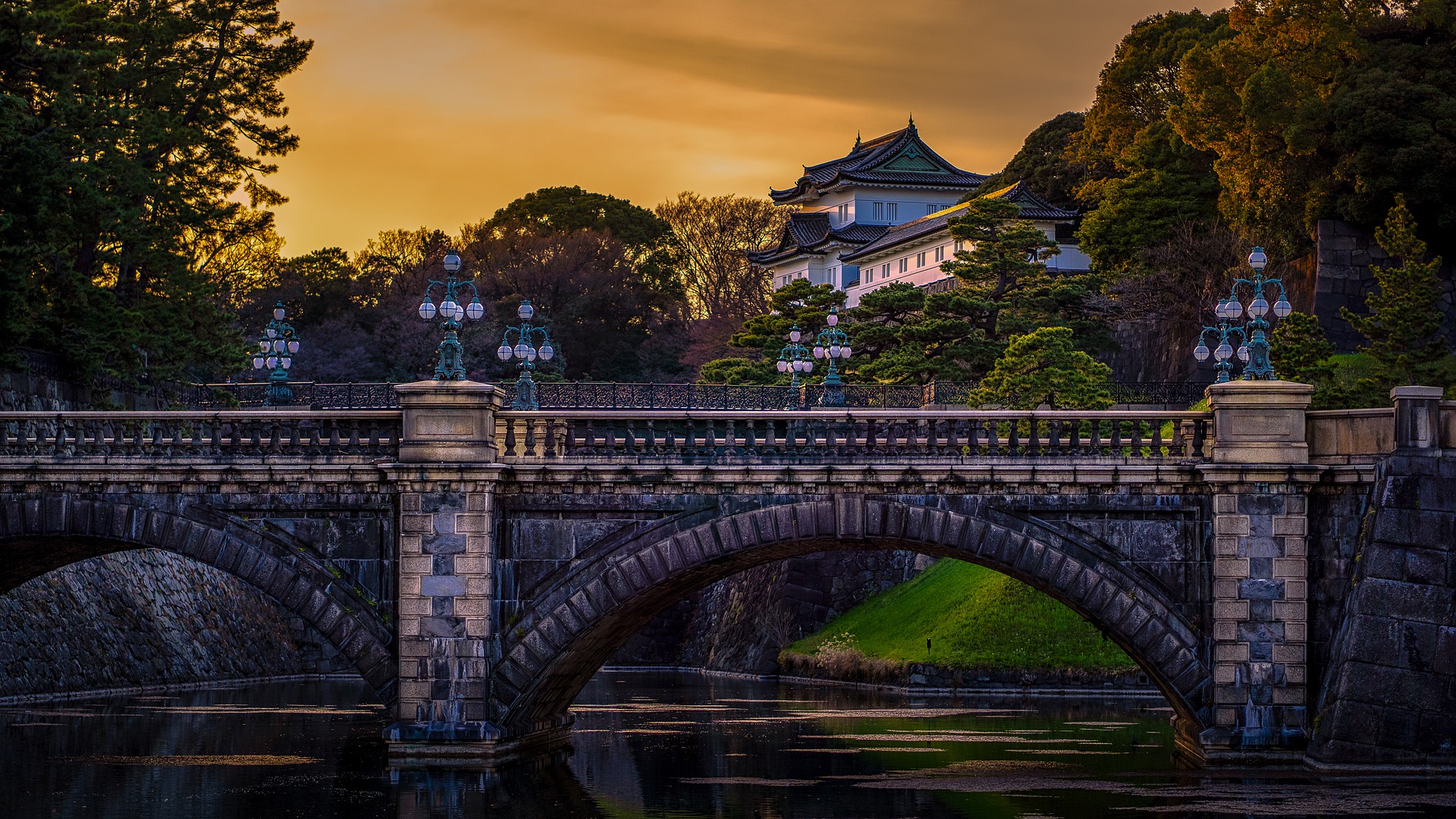Imperial Palace Tokyo: Tour Options, Timings & Entry Information