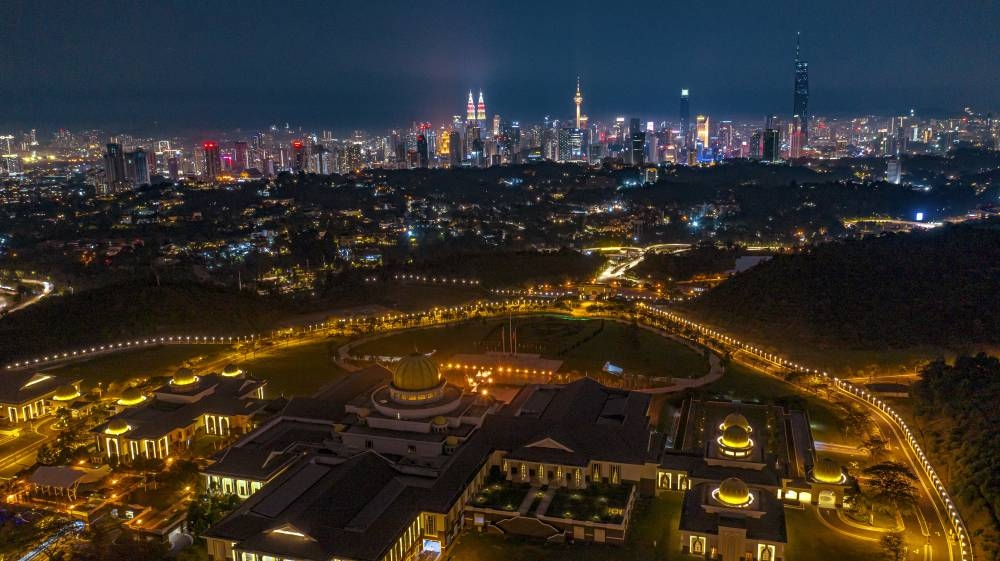 Istana Negara Kuala Lumpur: Palace History, Entry Rules & Photo Spots