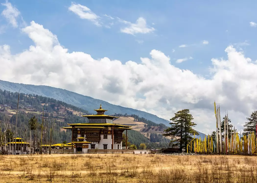 Jakar Bhutan Travel Guide: Places to Visit & Things to Do