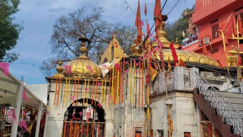 Jwala Devi Temple Kangra: Timings, Aarti & Mystery