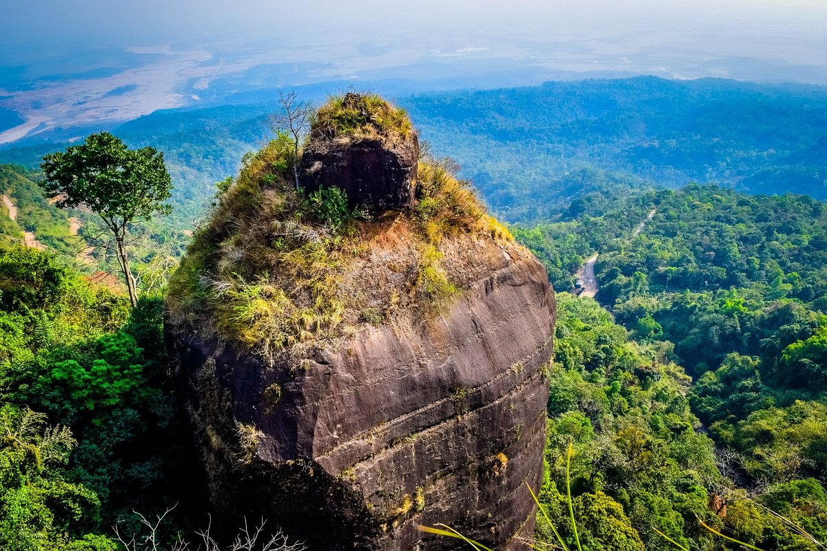 Ka Khoh Ramhah Cherrapunji: Legend, Viewpoint & How to Reach