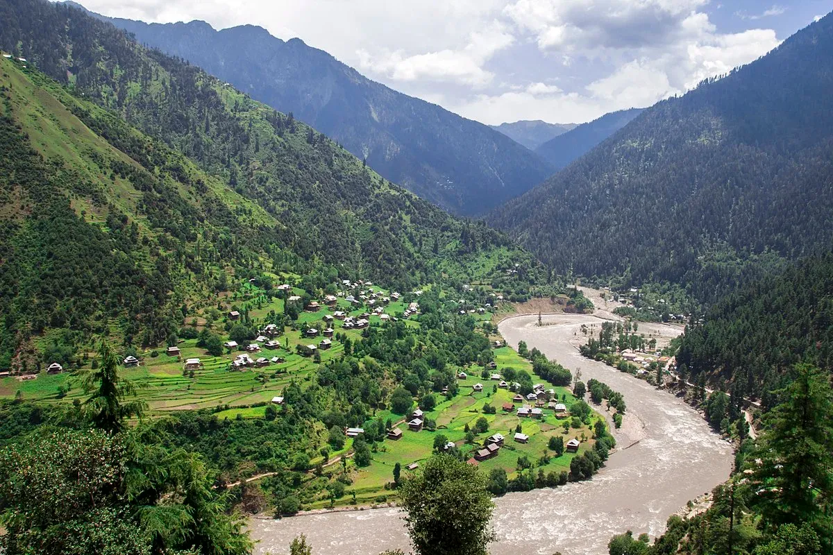 Keran Valley Kashmir Guide: Offbeat Travel Planner