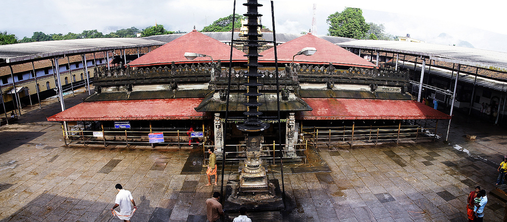 Kollur Mookambika Temple: Darshan Timings, Sevas & Pilgrimage Info