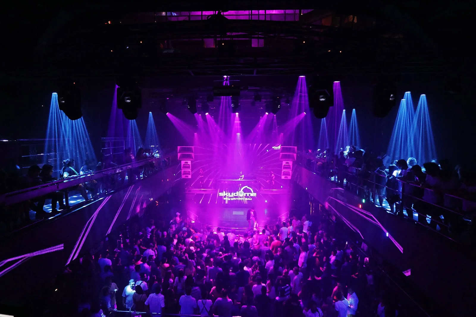 Kuta Nightlife Bali: Best Clubs, Bars & Party Streets