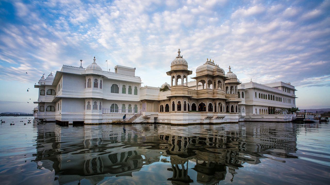 Lake Palace Udaipur: Visit Planning, Views, Budget and Tips