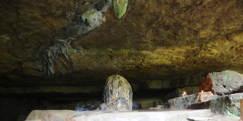 Krem Puri Meghalaya: Longest Sandstone Cave, Access & Exploration Tips