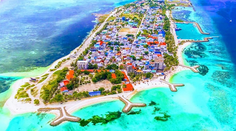 Maafushi Island Maldives: Budget Stay, Activities & Transfer Options