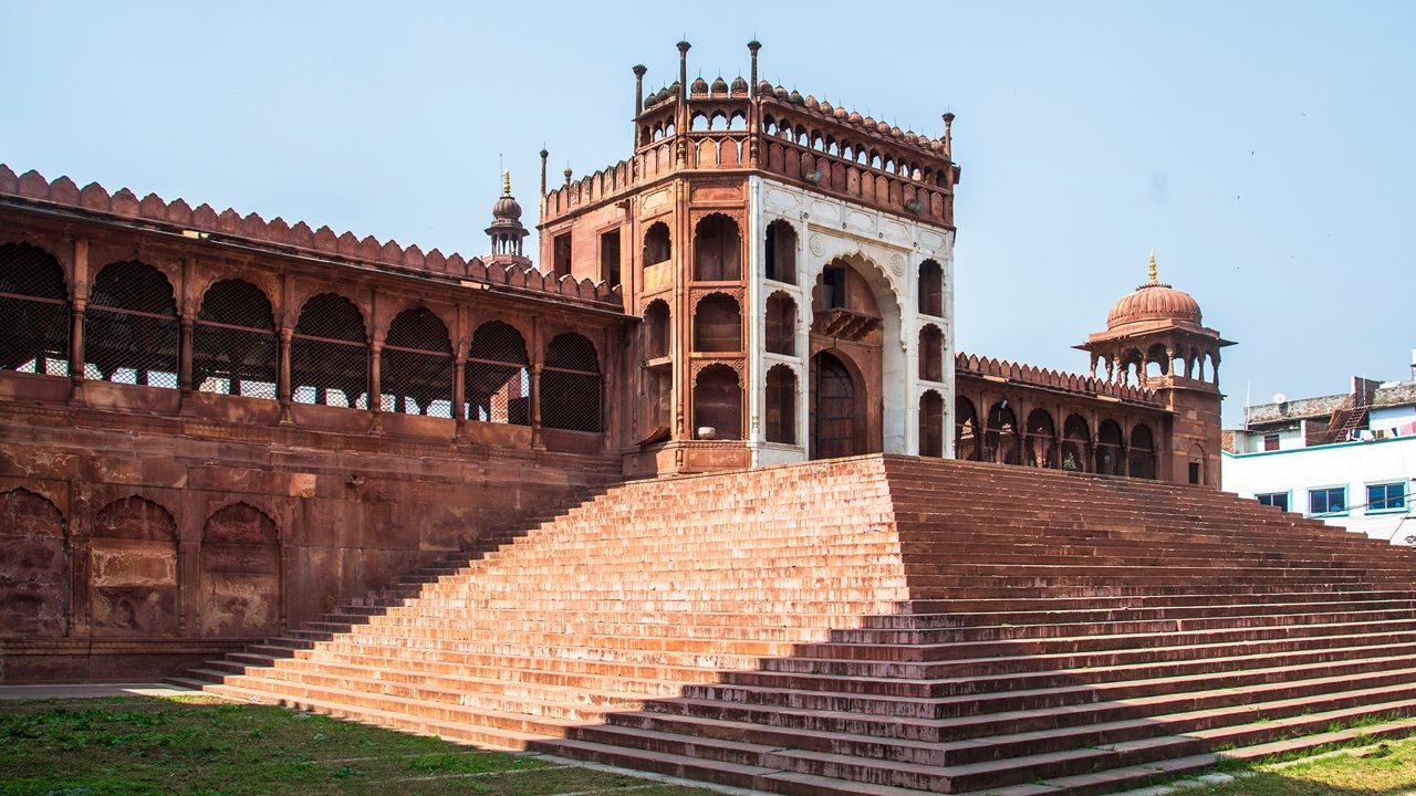 Moti Masjid Bhopal: History, Prayer Timings & Visitor Etiquette