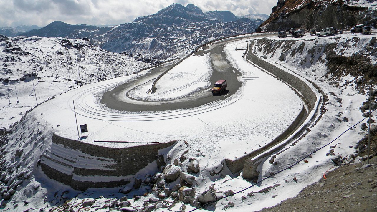 Nathula Pass Gangtok: Permit Process, Route & Altitude Tips