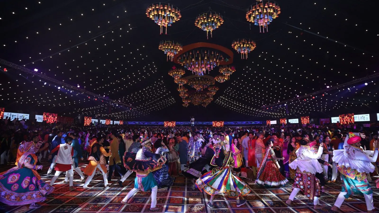 Navratri in Gujarat: Garba Dates, Venues and Travel