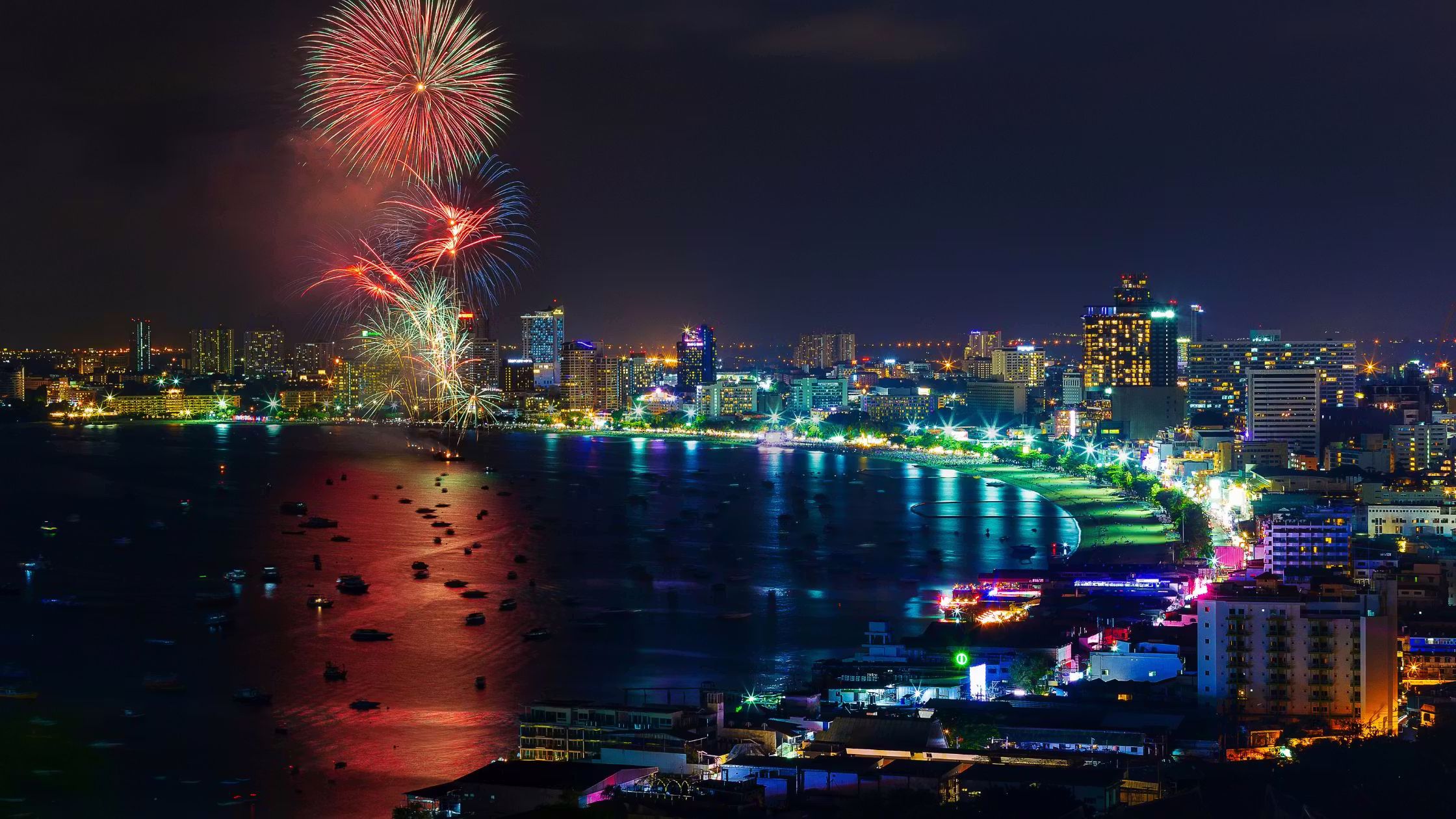 Pattaya Nightlife Guide: Walking Street, Clubs and Bars