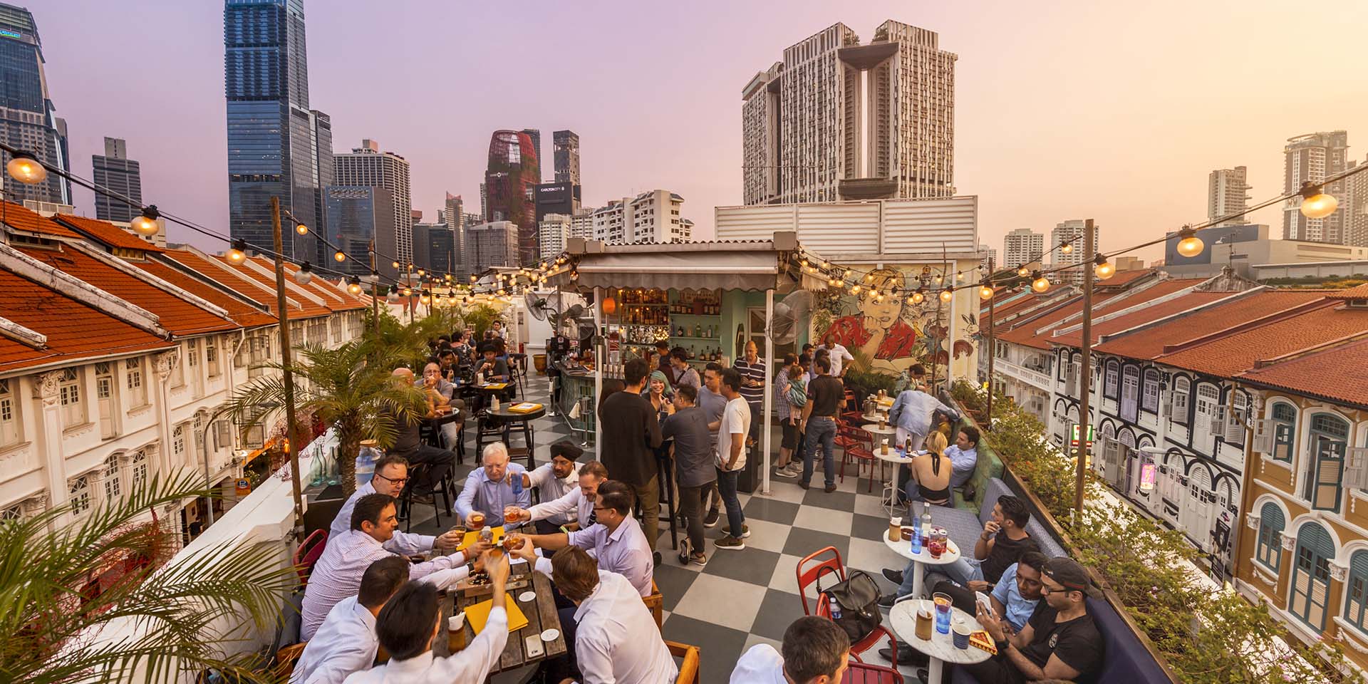 Nightlife in Singapore: Complete Guide to Best Bars, Clubs & Entertainment 2026
