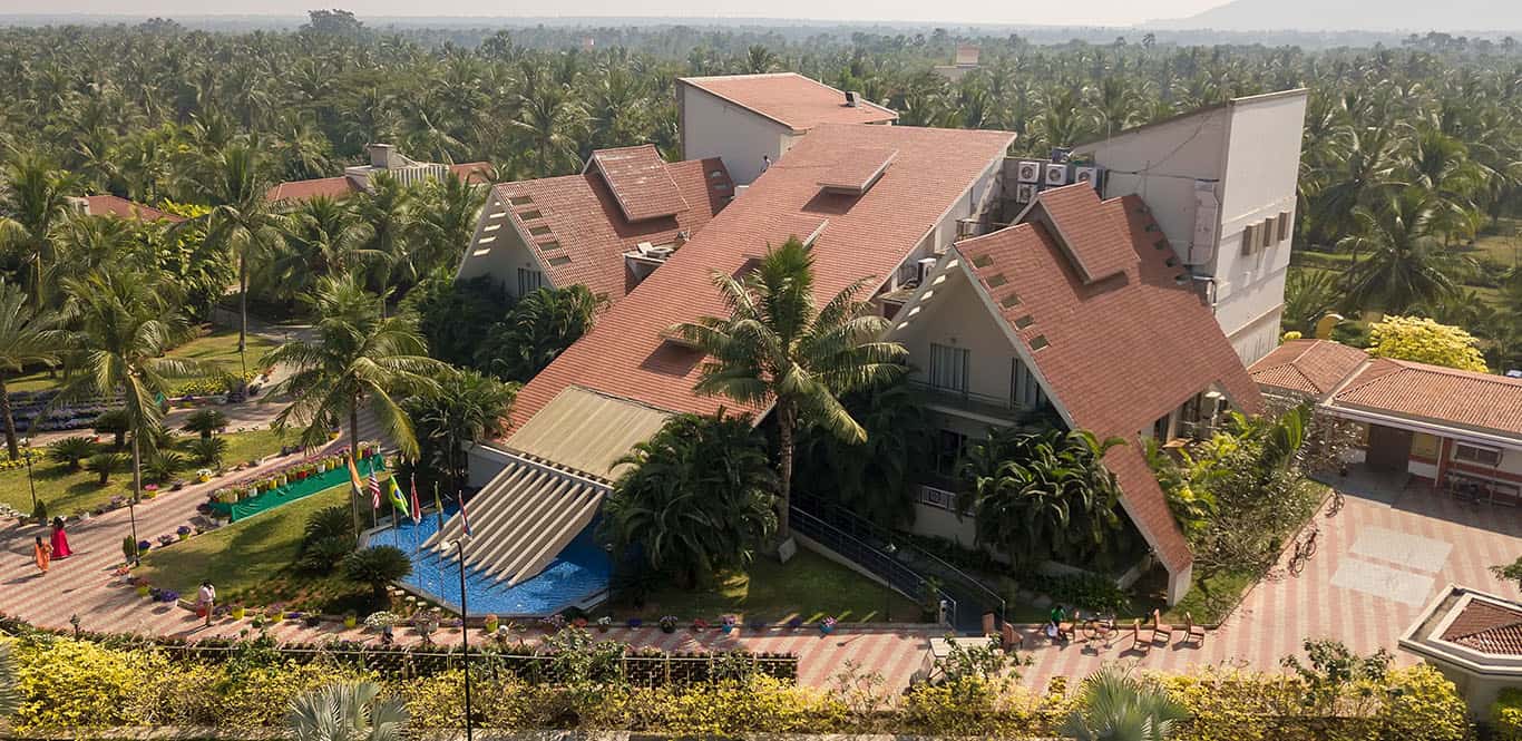 Nightlife in Visakhapatnam: Beach Bars & Pubs