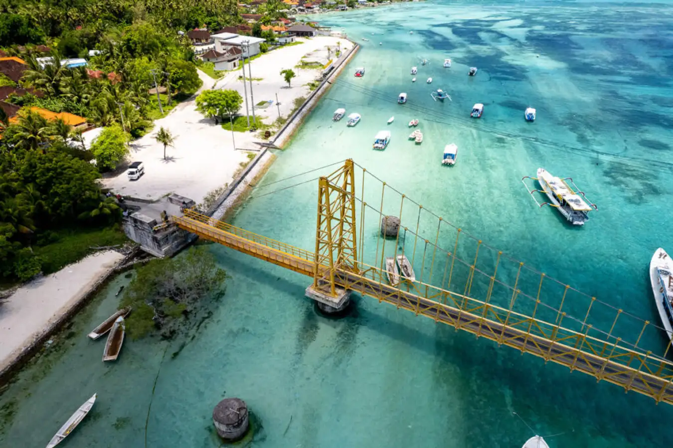 Nusa Lembongan Island Guide: Ferry, Stay Areas, Best Beaches, and Day Plan