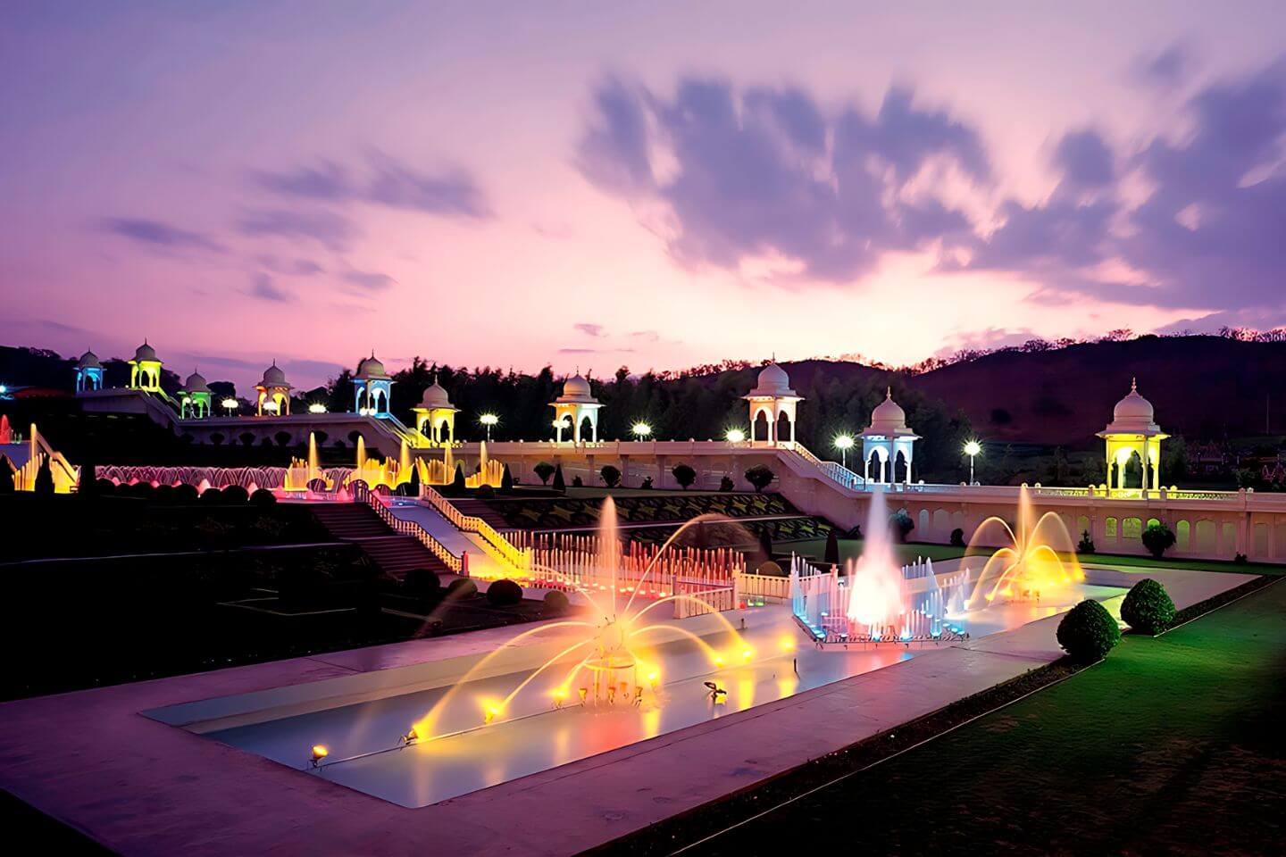 Hyderabad One Day Trip: Charminar Route, Food Stops & Timings