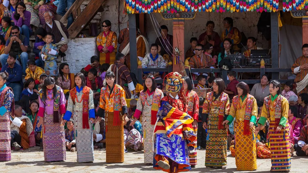 Paro Tshechu Festival: Dates, Guide & Tips