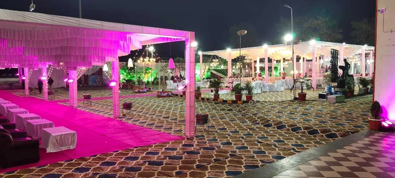 Party Places in Lucknow: Pubs, Breweries & Nightlife Zones