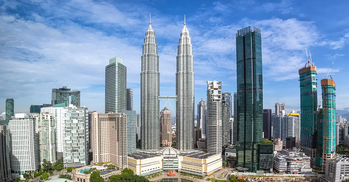 Petronas Twin Towers Kuala Lumpur: Tickets, Skybridge & Best Time