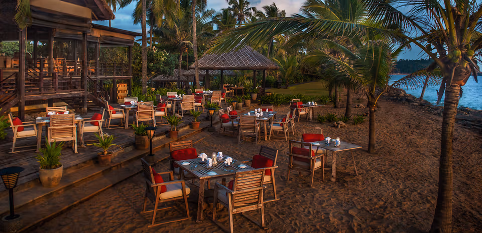 Places to Eat in Kerala: Seafood, Sadya Meals & Local Restaurants