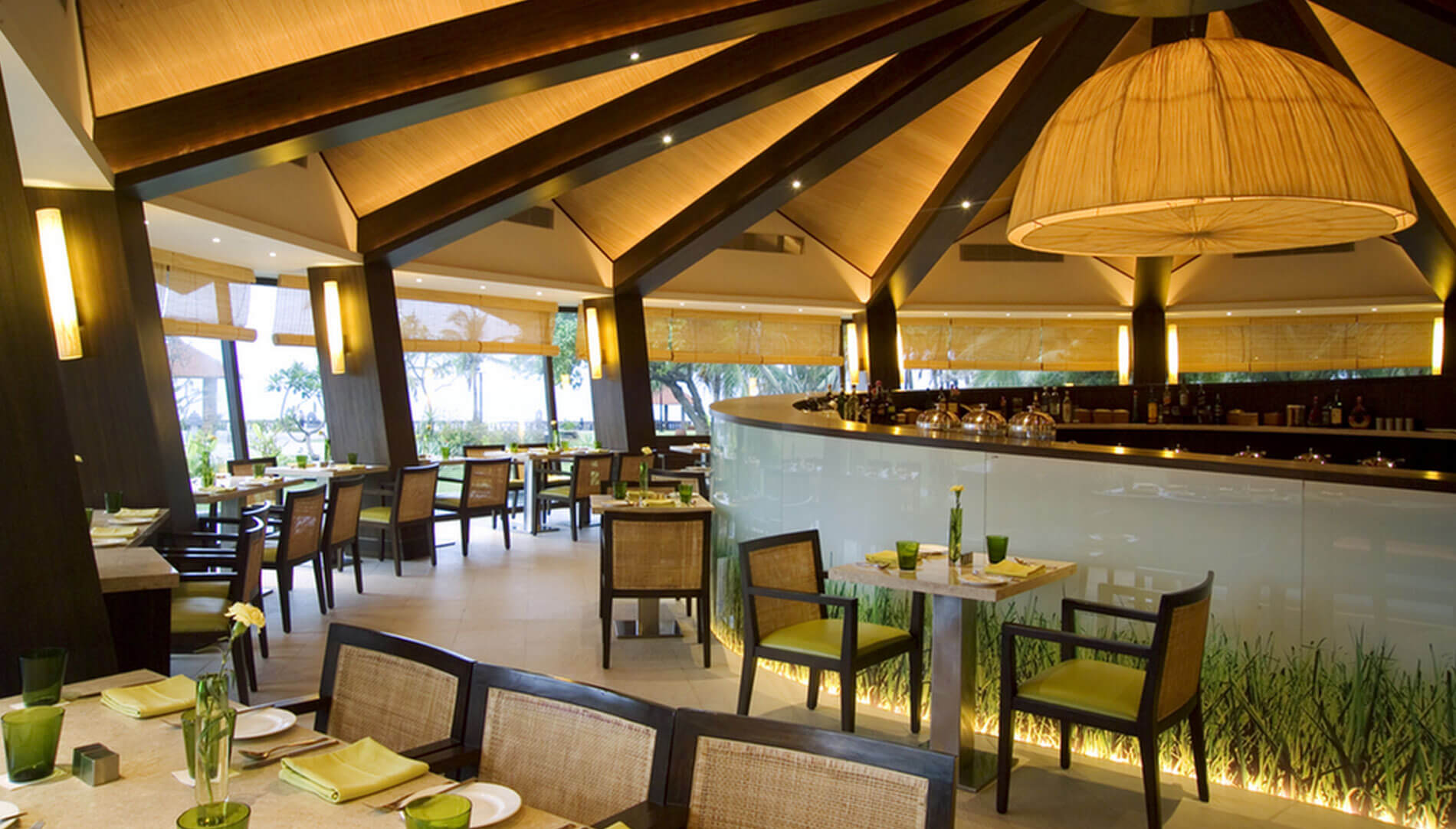 Places to Eat in Visakhapatnam: Seafood Spots, Cafes & Beachside Dining