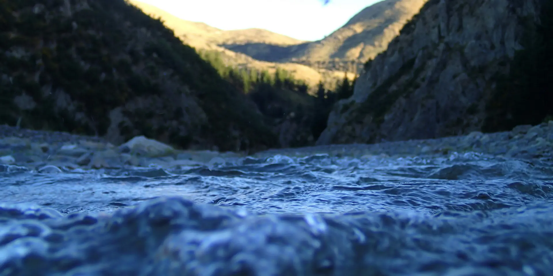 Bangus Valley Kashmir: Offbeat Route, Best Season & Stay Options