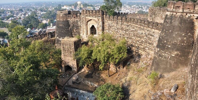 Places To Visit Jhansi: Top Attractions, Itinerary and Travel Tips