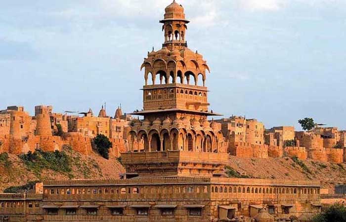 Places to Visit in Kanpur: Practical City Guide for Landmarks, Parks, Food, and Shopping