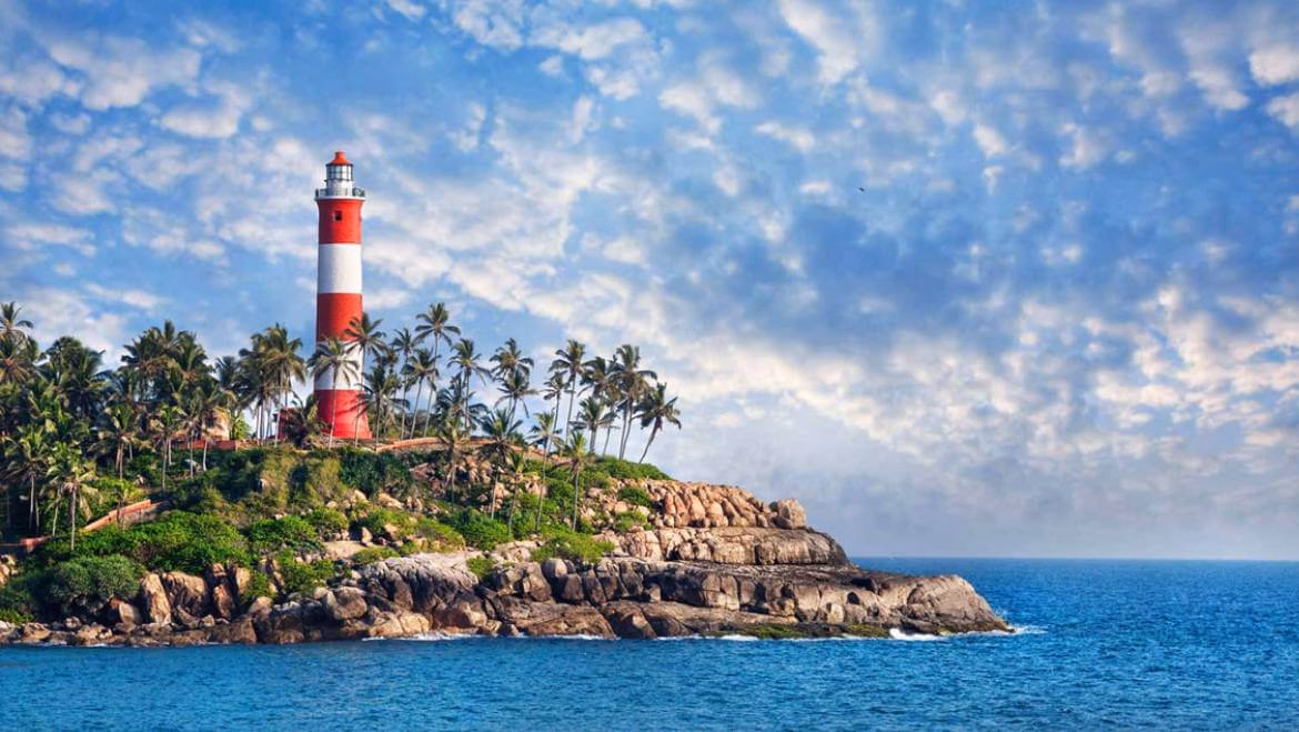 Places to Visit in Kovalam Kerala: Beaches, Lighthouse & Day Trips