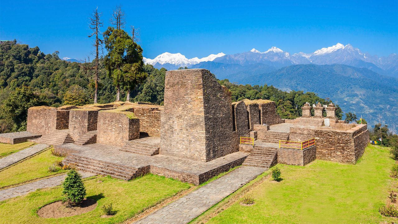 Places to Visit in Pelling: Monasteries, Skywalk & Mountain Views