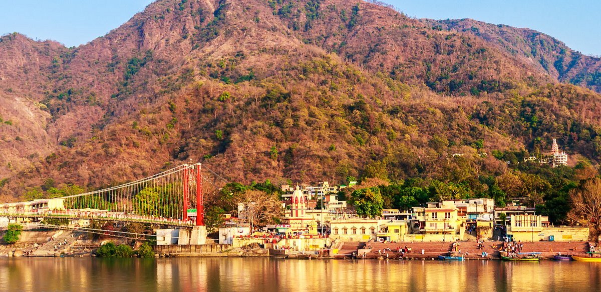 Places to Visit in Rishikesh: Yoga Ashrams, Ghats & Adventure Points